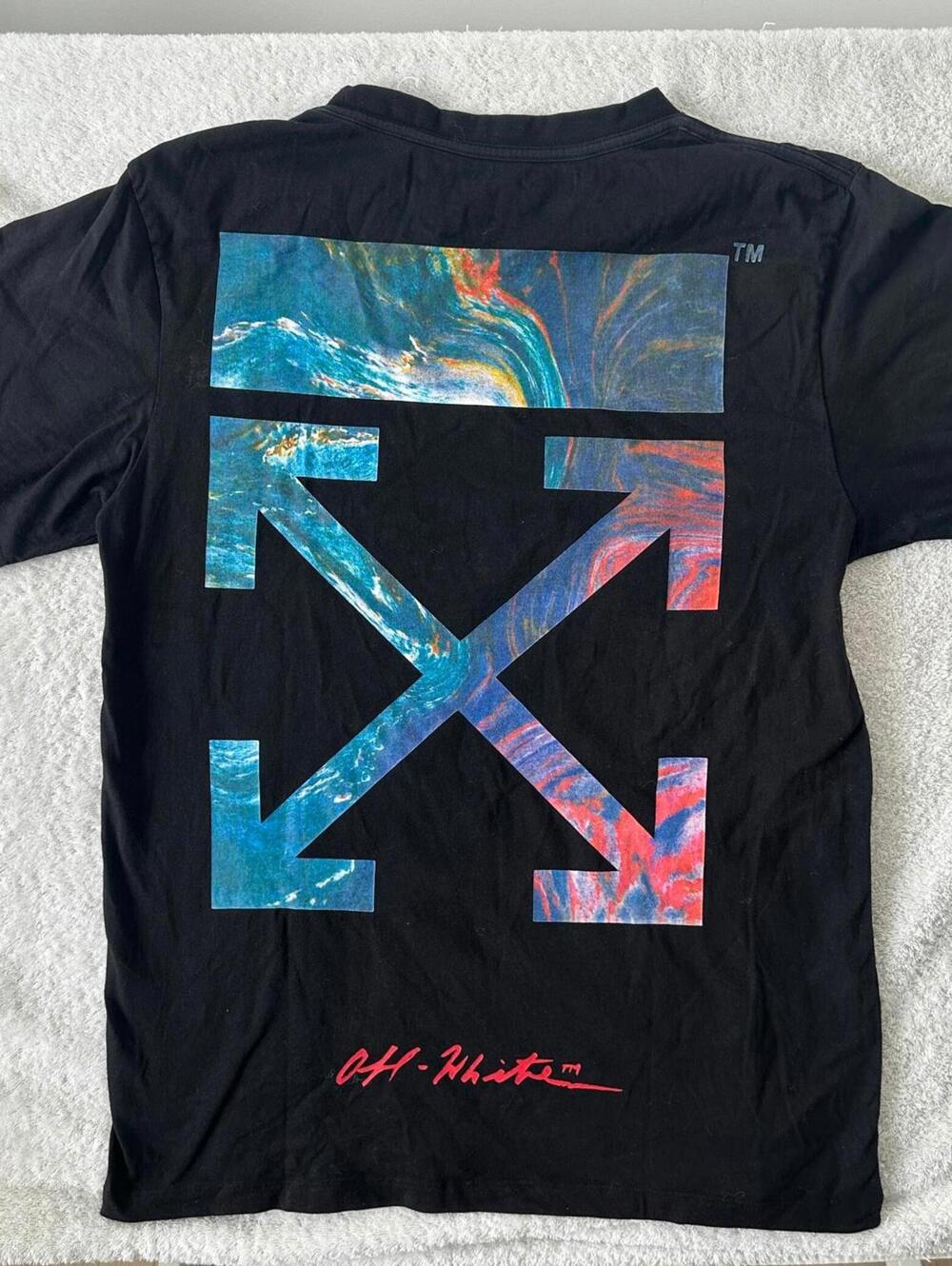 Off-White 2019  Black Gradient Arrows Blue/Pink Graphic Print T-Shirt - M
